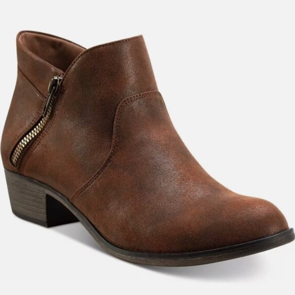 Sun + Stone Choco Abby Ankle Booties